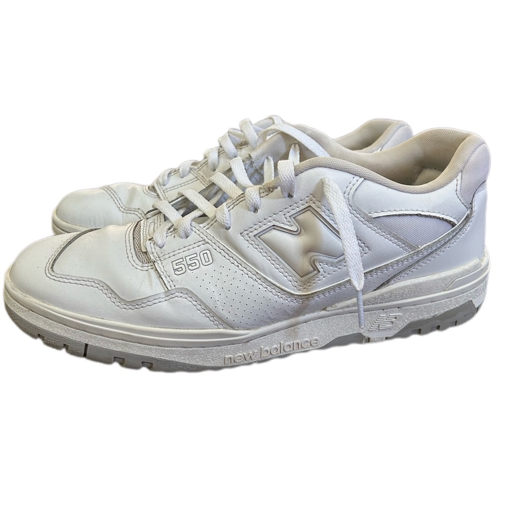 NEW BALANCE WHITE 550’s Size 12